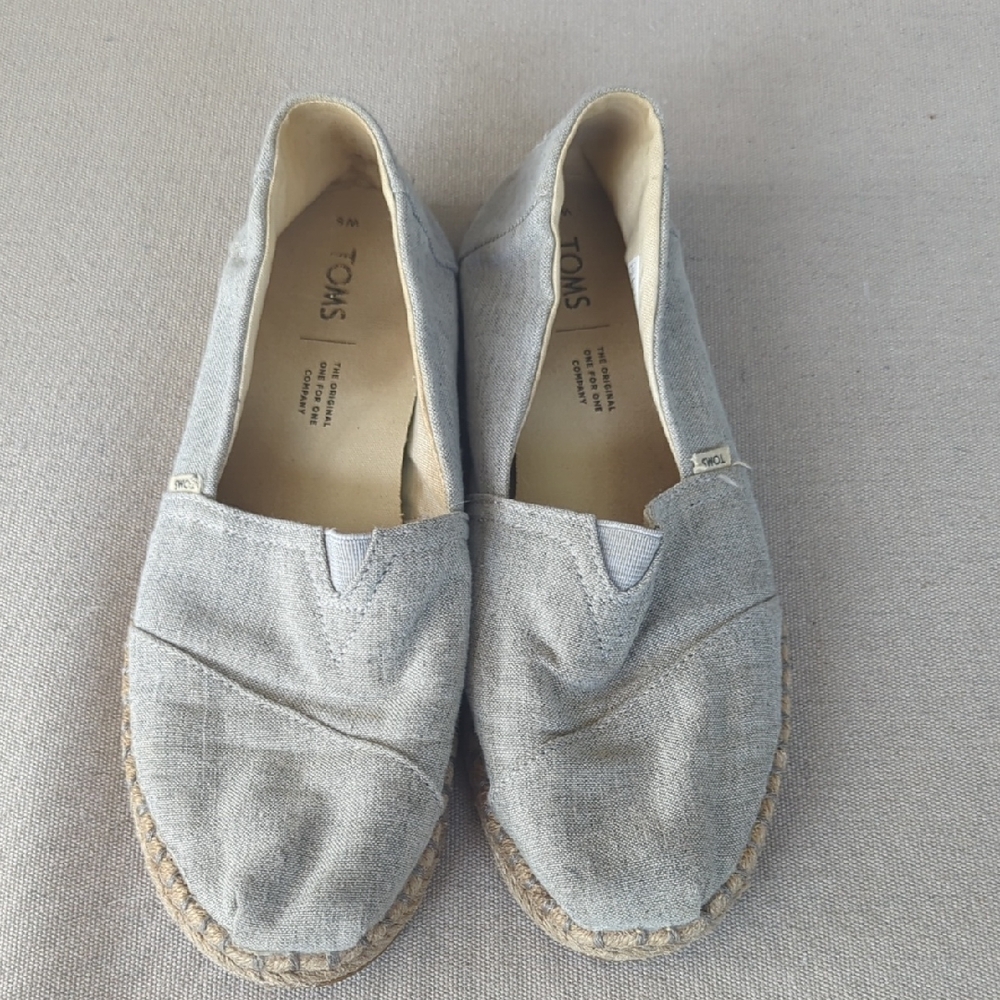 TOMS Women's Light Gray Espadrilles